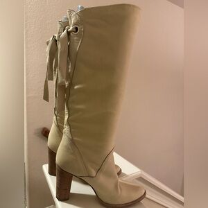 “Vero Cuoio” Elegant Italian Cream Knee-High Boots